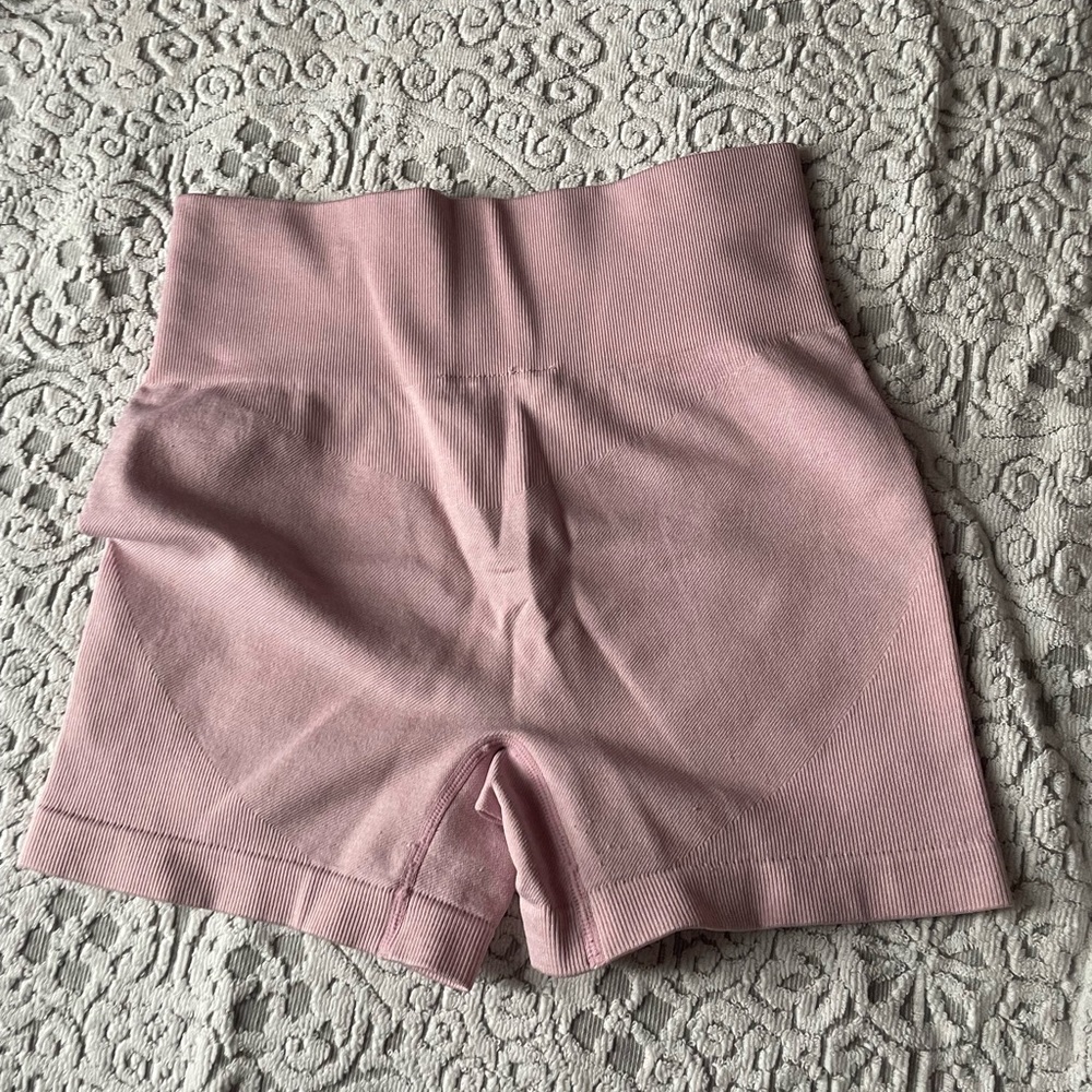 Bo+tee shorts new condition no tags